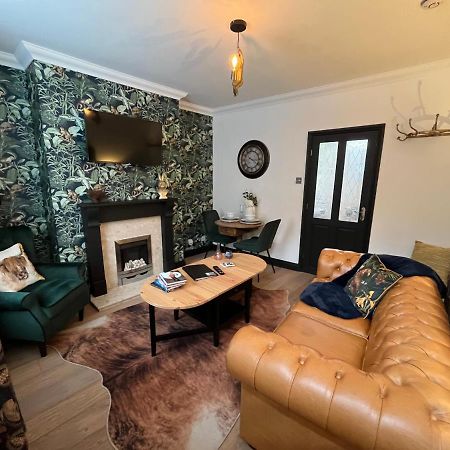 Contemporary & Chic Inner Terrace 5 Mins From Barnsley Town Centre Esterno foto